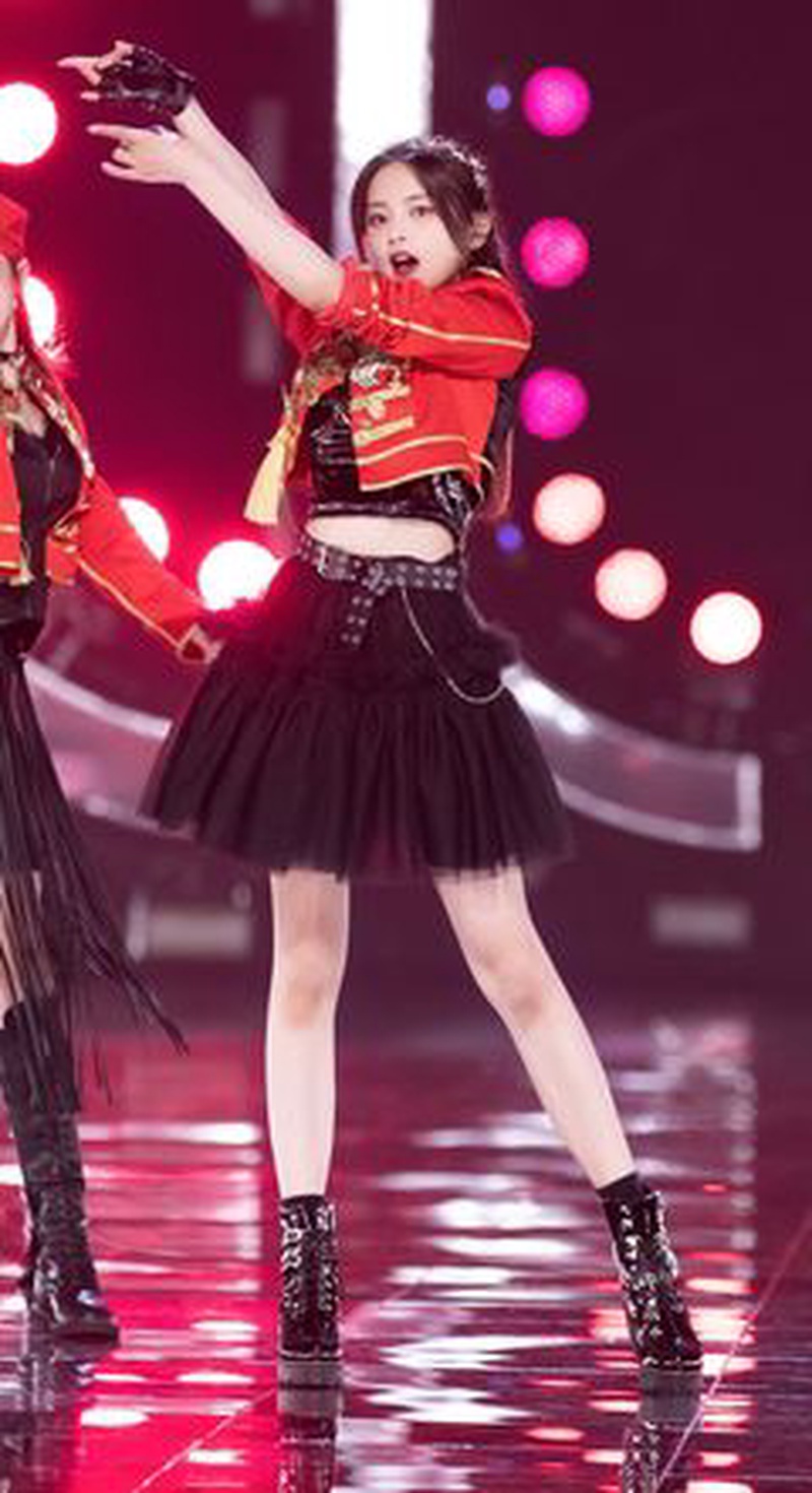 杨超越